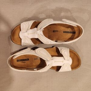NEW Clarks white leather walking sandals size 8M